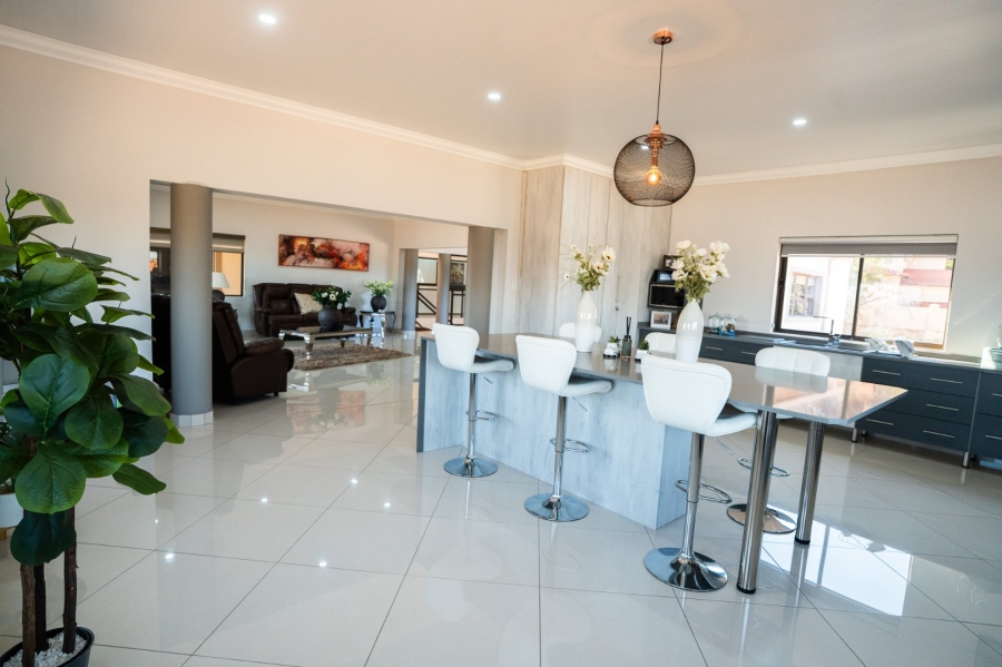 3 Bedroom Property for Sale in Wilkoppies North West